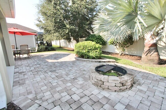 Building Photo - Orlando - Furnished, 4 Bedroom, 2 Bathroom...