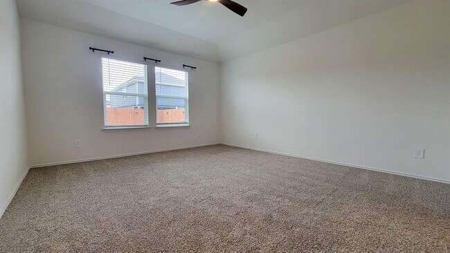 Building Photo - 504 Sandringham Lp