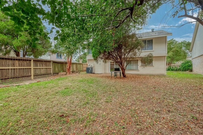 Building Photo - 2915 Windchase Blvd