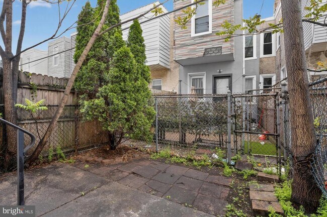 Building Photo - 3121 Agate St
