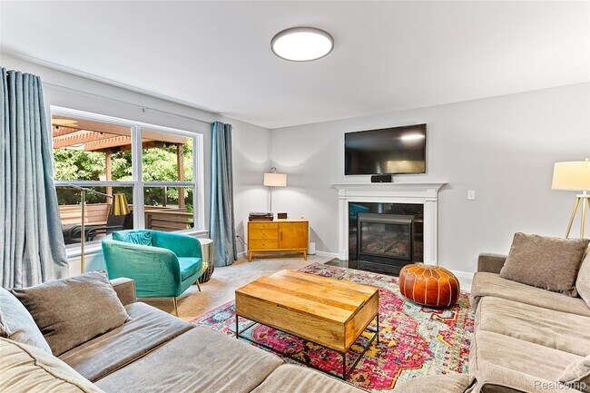 Building Photo - 32724 Laurelwood Ct