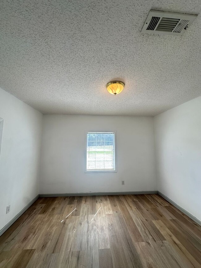 Building Photo - Level Plains!!! Electric/Water Included!!!