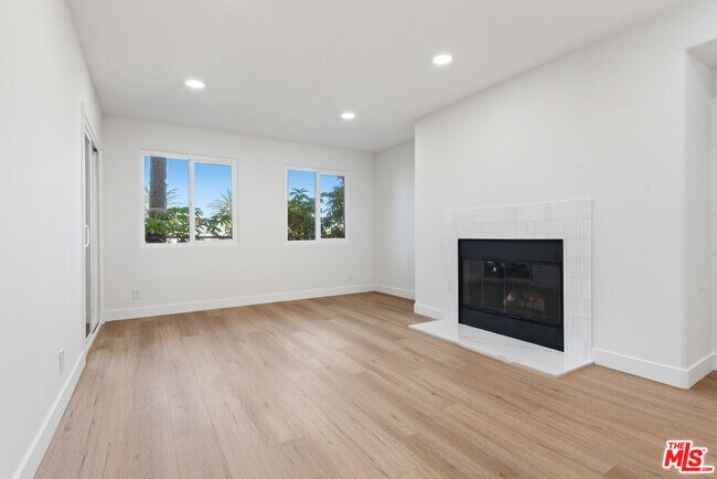 Building Photo - 5500 Torrance Blvd