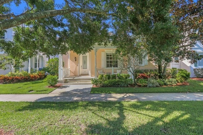 Primary Photo - 122 Poinciana Dr