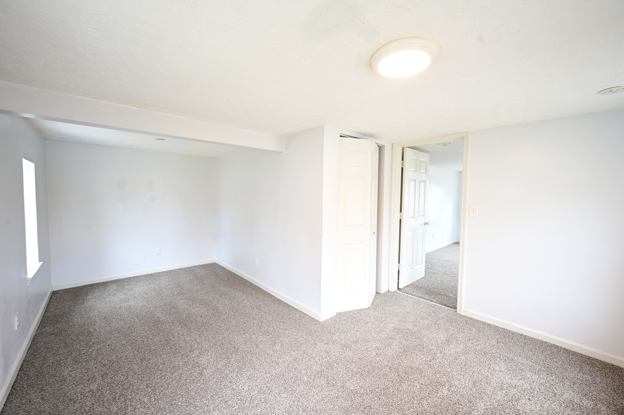 Building Photo - 1901 Neville Dr