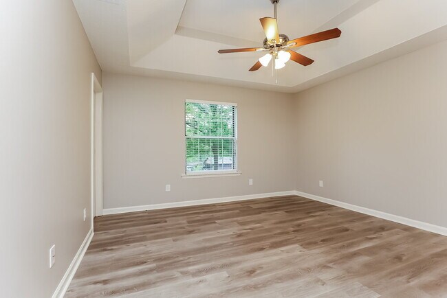 Building Photo - 214 Merritt Dr