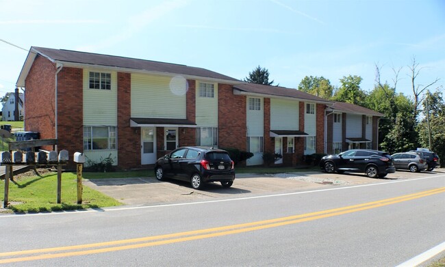 Primary Photo - 5037 W Pea Ridge Rd