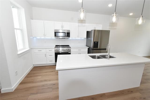 Building Photo - 9532 Thorncrown Ln