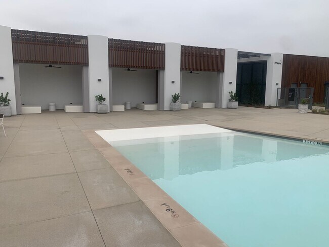 Building Photo - COMING SOON! 3-Bedroom Home with Solar Panels & Smart Home Features in Valencia!