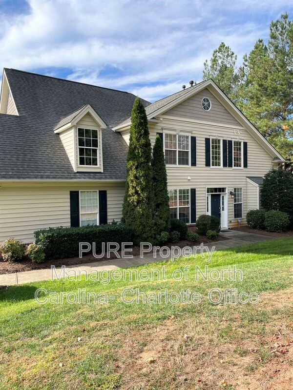 Building Photo - 9504 Lost Key Ct