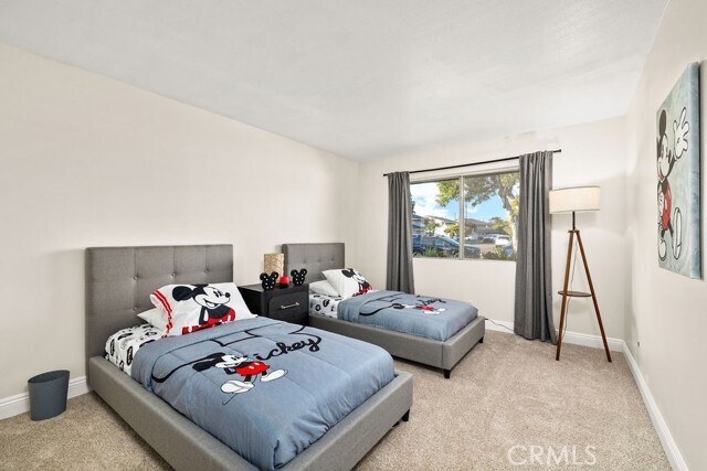 Building Photo - 632 Kenoak Dr