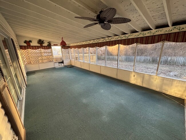 Building Photo - 389 Timrick Pl