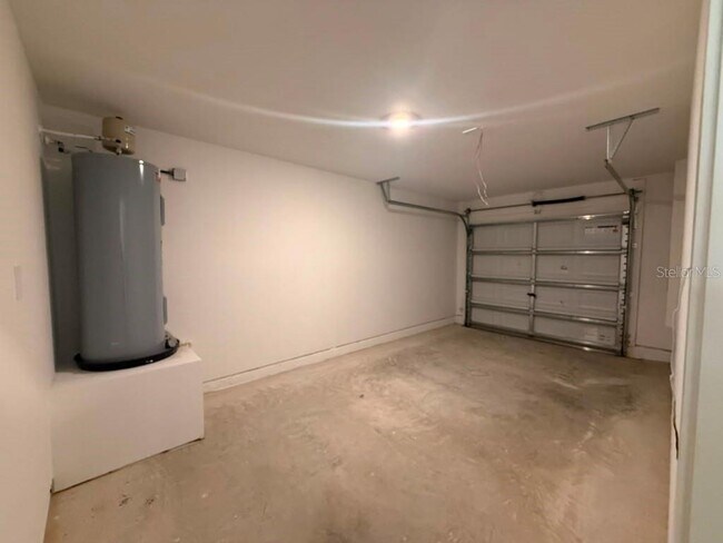 Building Photo - 2428 Bevel Ln