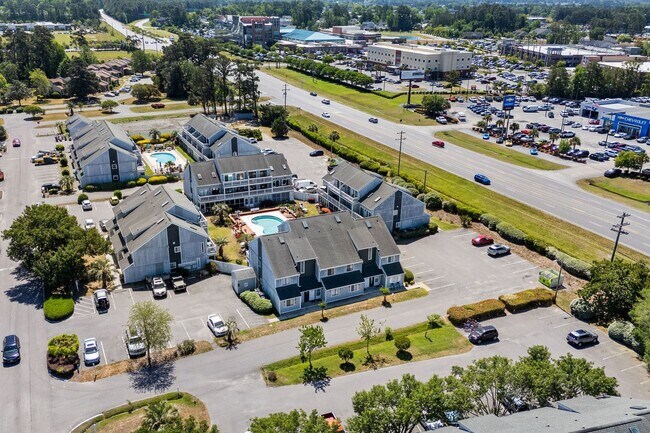 Building Photo - 3700 Golf Colony Ln