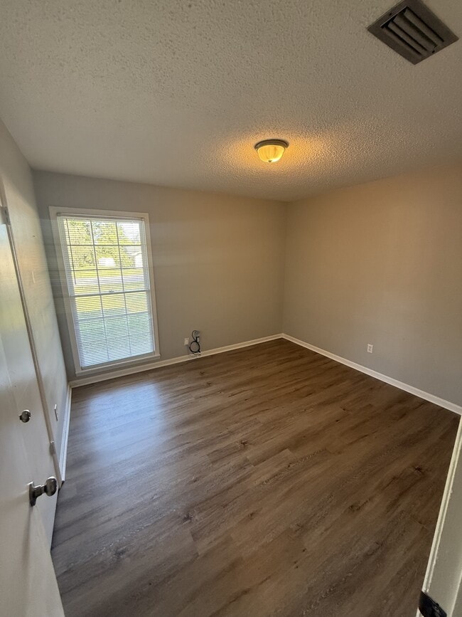 Building Photo - 164 Periwinkle Ln