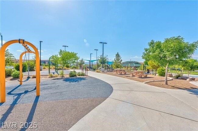 Building Photo - 3166 McKenna Dawn Ave