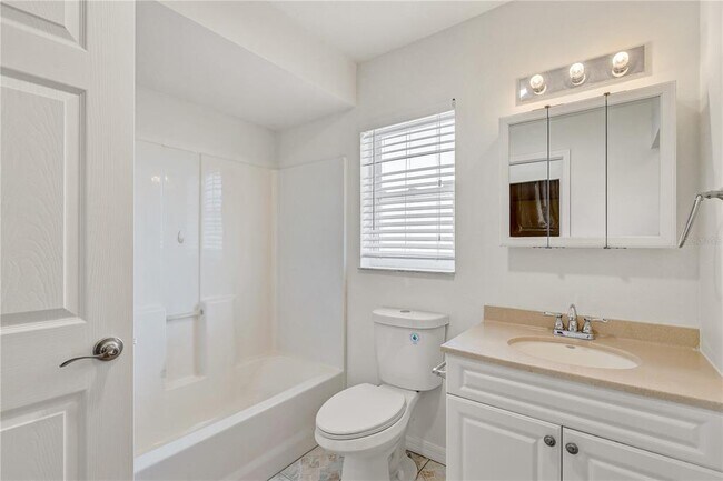 Building Photo - 7012 Pin Cherry Ln