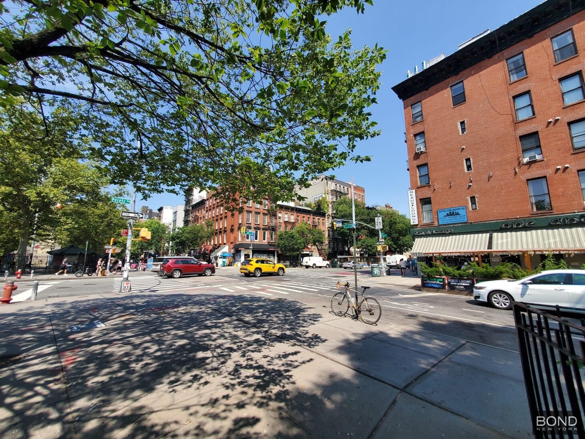 Building Photo - 175 Orchard St
