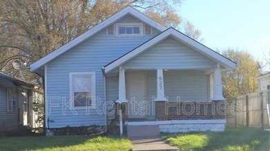 Building Photo - 527 N Bradley Ave