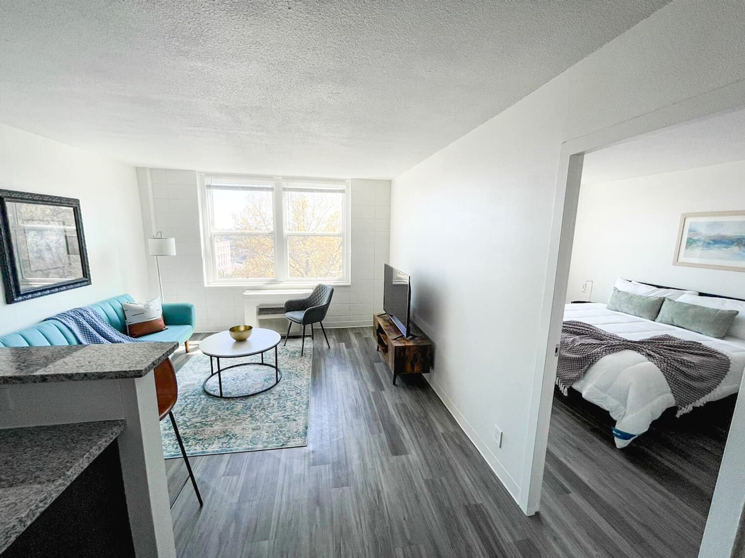 Building Photo - 2513 Burnet Ave