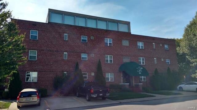 Building Photo - Eagle's Nest Apartments