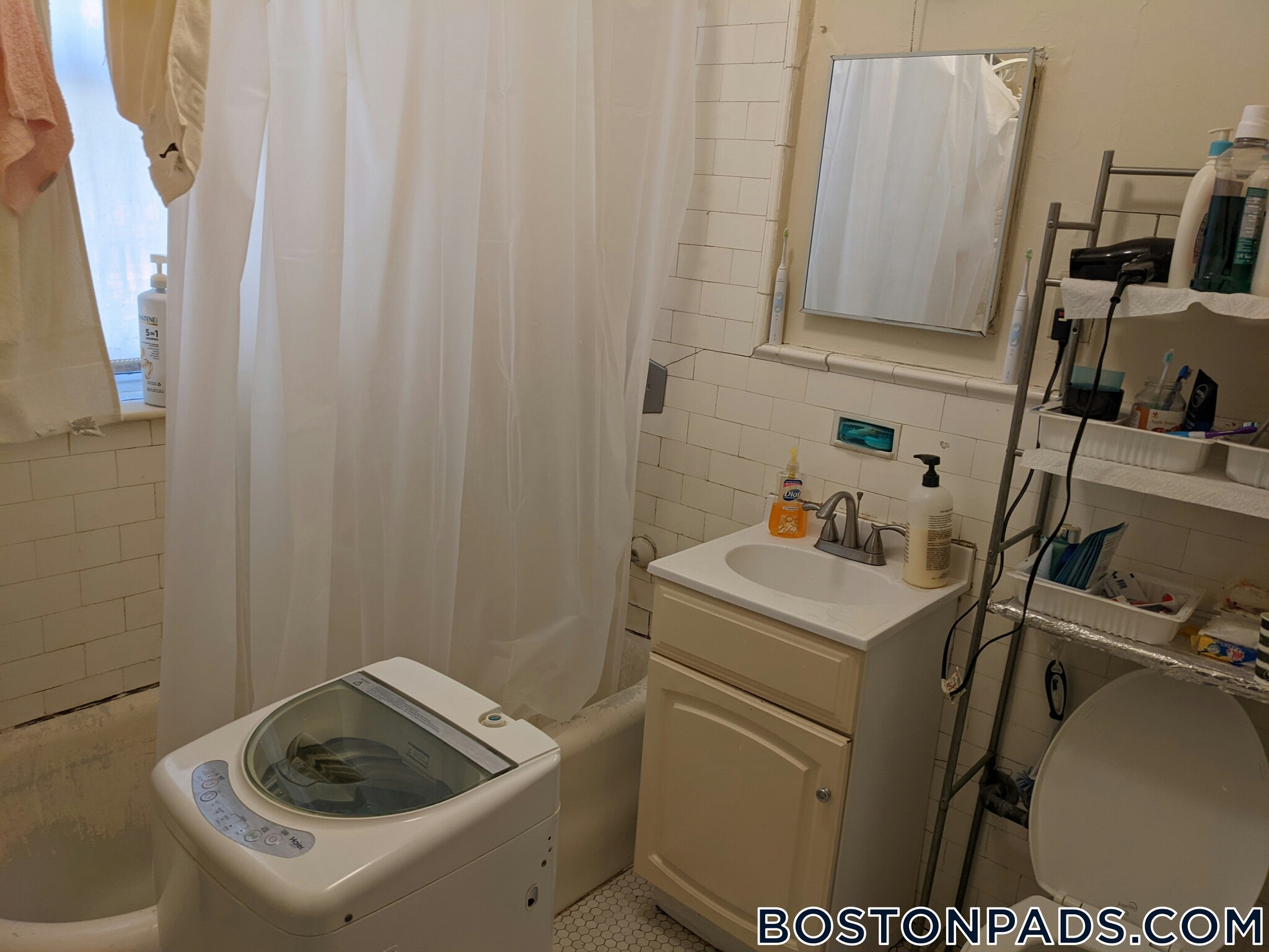 Building Photo - 726 Washington St