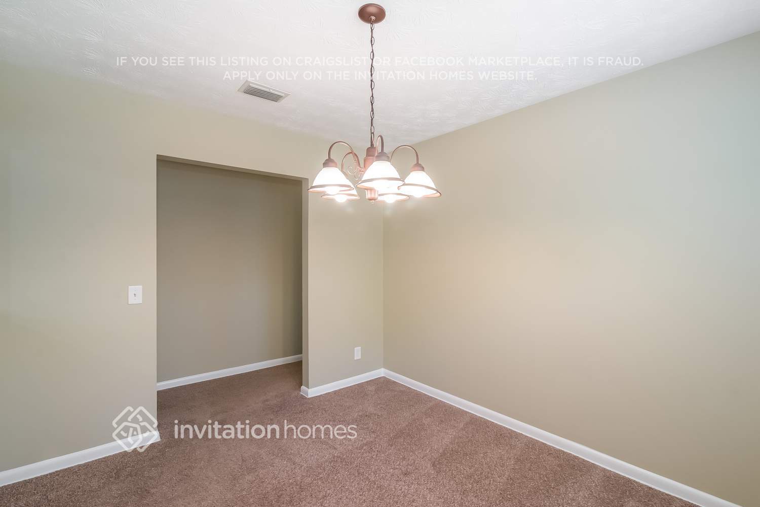 Building Photo - 1116 Willow Ln