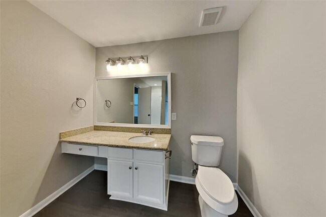 Building Photo - 20527 Cypress Gully Dr
