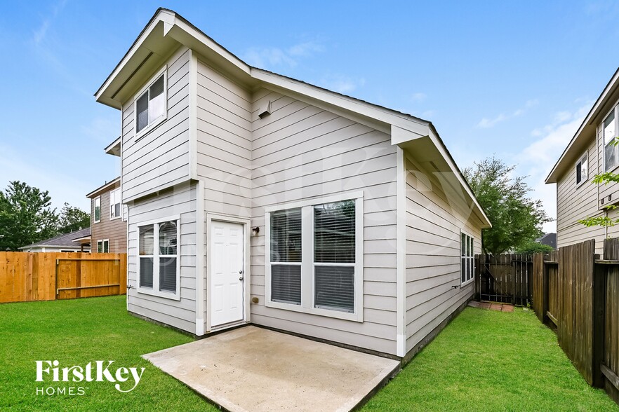 Building Photo - 12923 Palm Leaf Ct