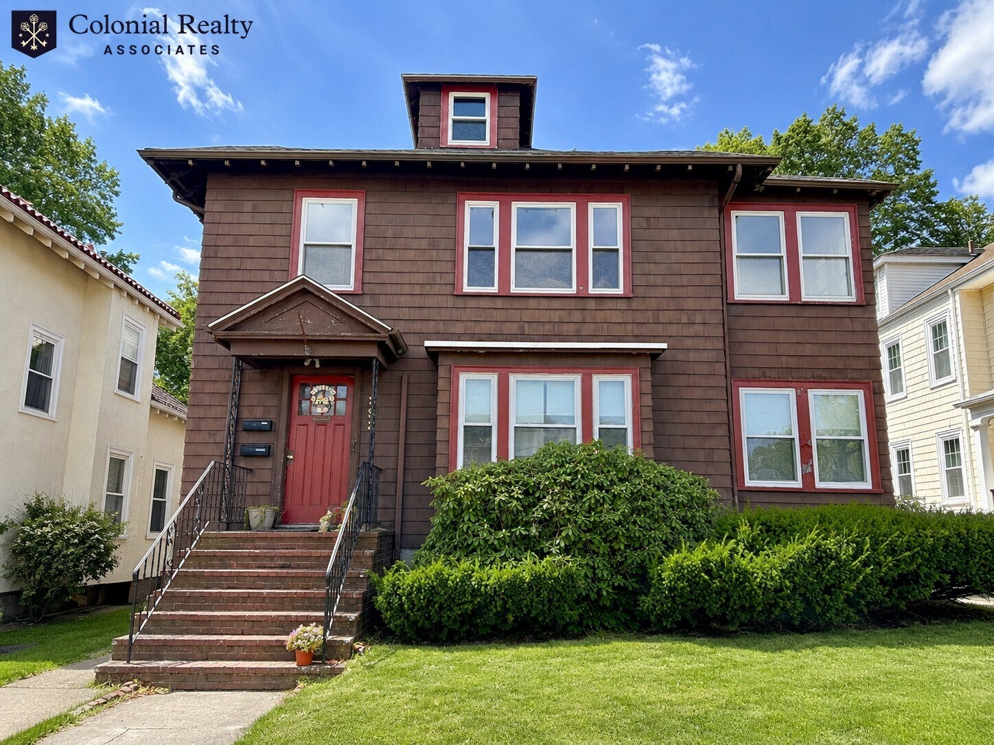 Building Photo - 332 Belmont St