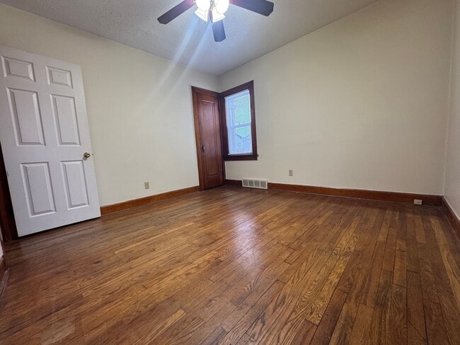 Building Photo - 4116 Biddulph Ave