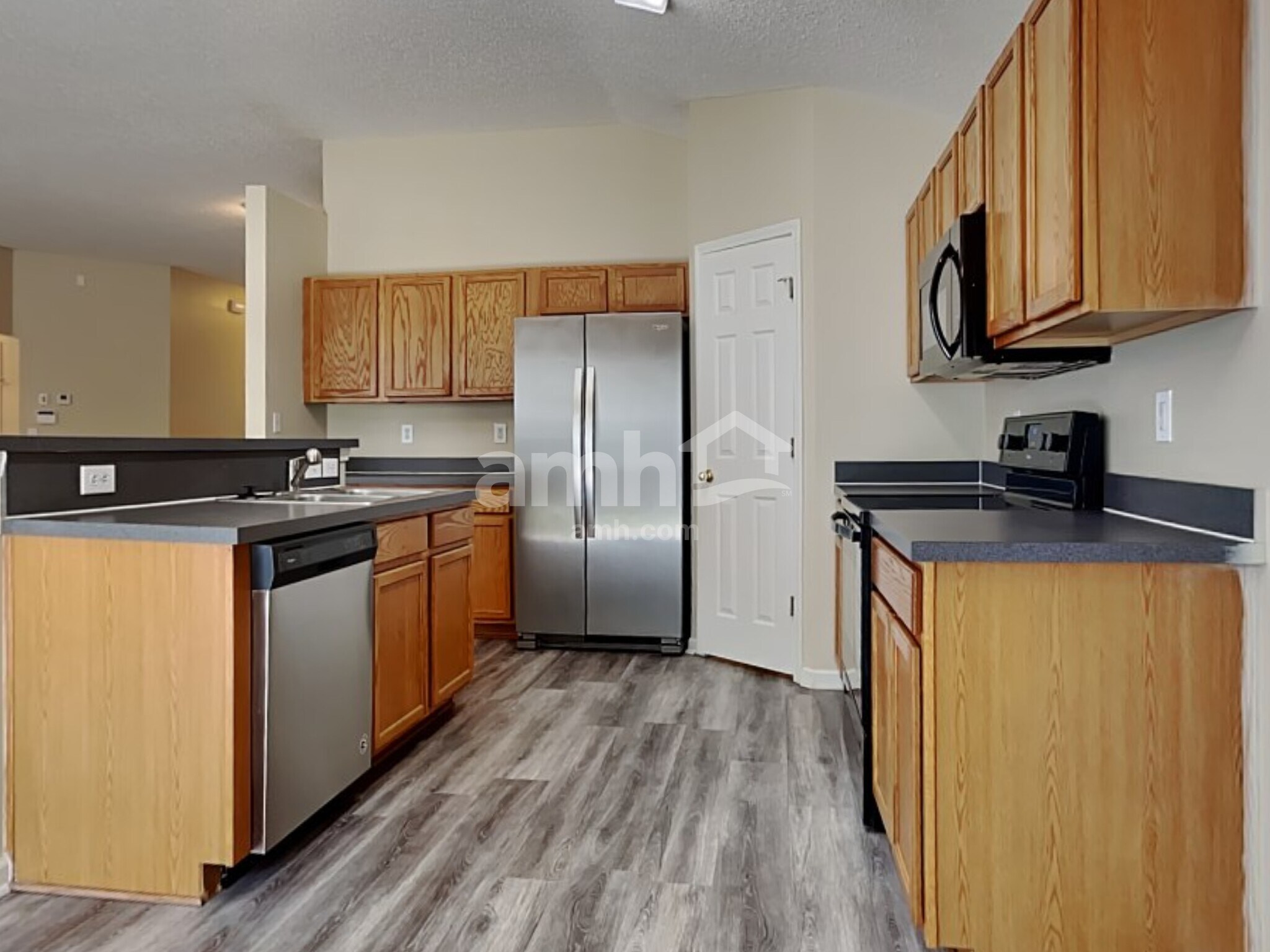 Building Photo - 14015 Fish Eagle Dr E