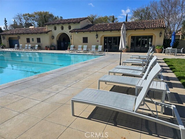 Building Photo - 48 Vermillion