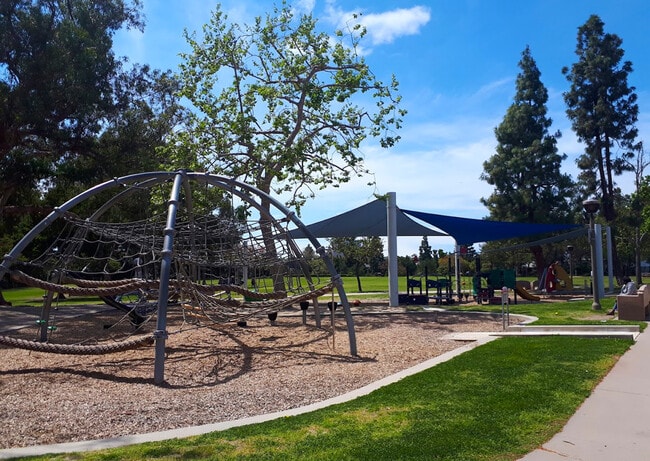 Fox Hills Park 4 - Playground - 5625 Windsor Way