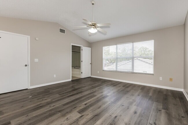 Building Photo - 2601 Berryvine Pl