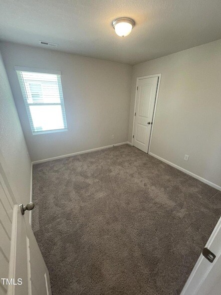 Building Photo - 2010 Wiggins Village Dr