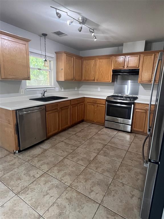 Building Photo - 3809 Top Rock Ln