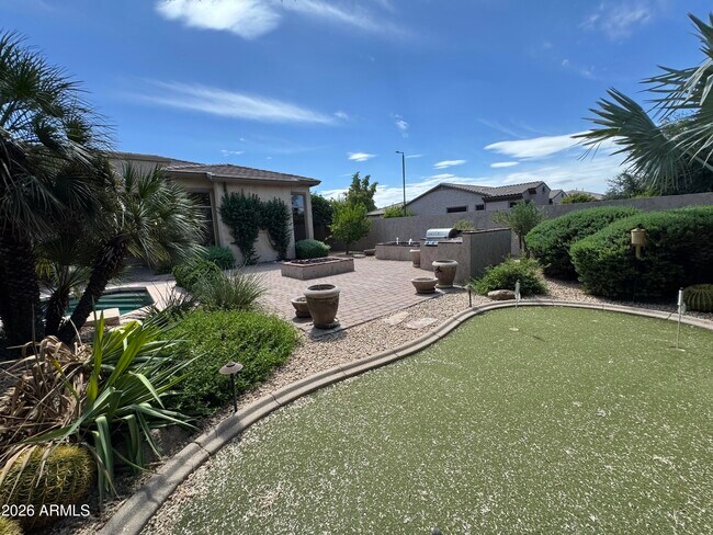 Building Photo - 3172 E Birchwood Pl