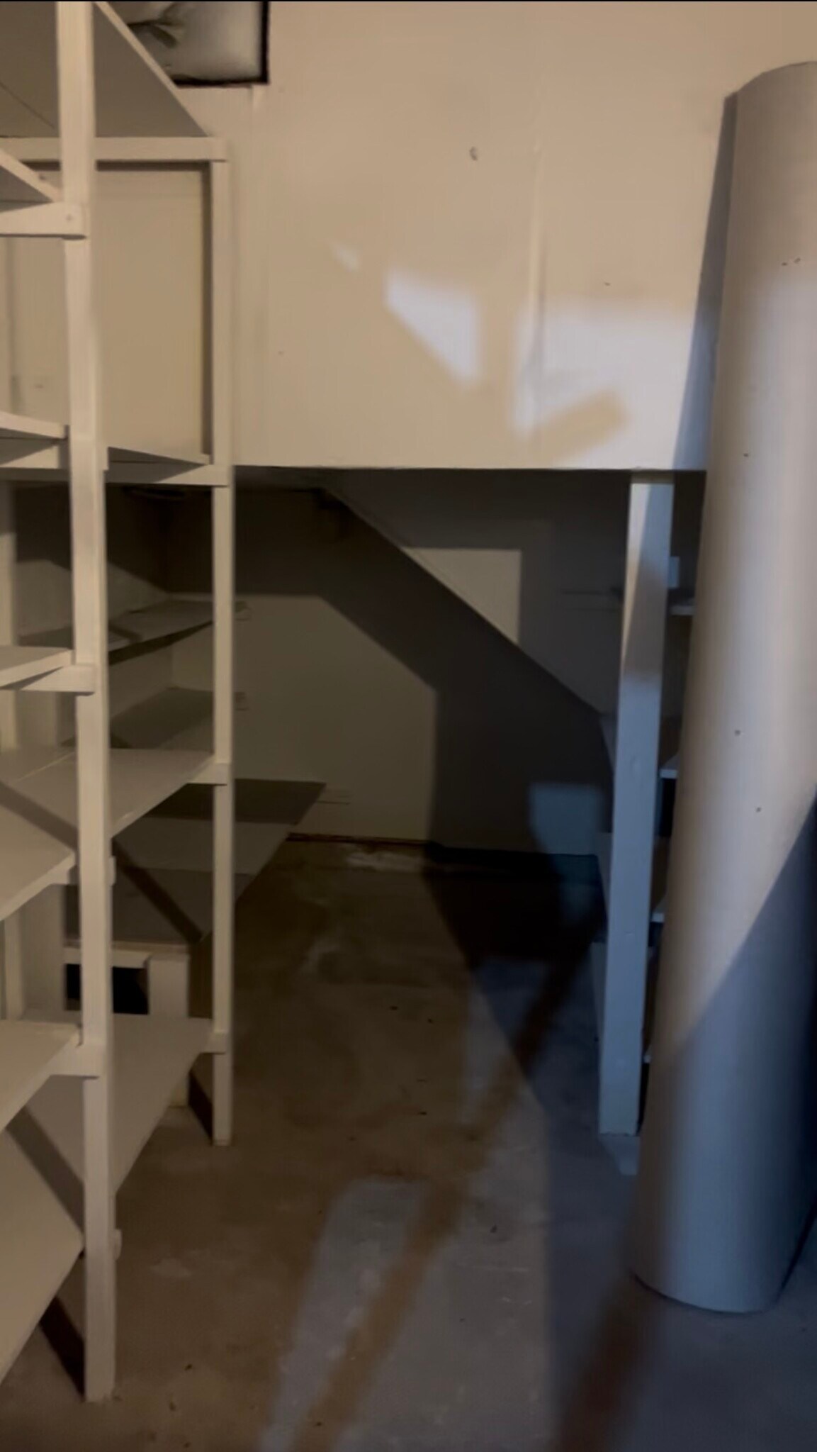 Attached Storage Space - 4300 Via Marisol