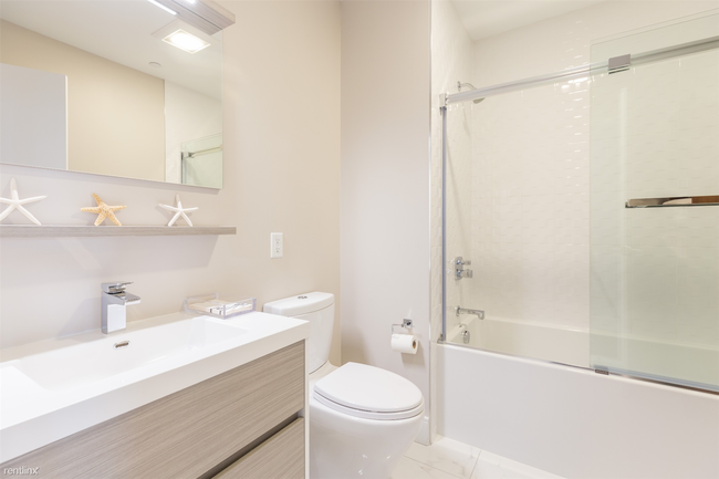 Building Photo - 2 br, 2 bath  - 150 Dorchester Ave Apt 611