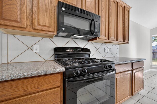 Building Photo - 11250 Muleshoe Ct