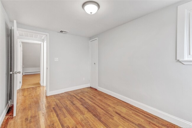 Building Photo - 675 S Long Beach Ave