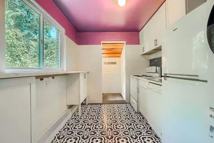 Building Photo - 7580 W 33rd Ave