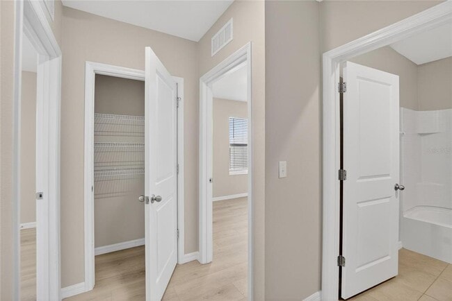 Building Photo - 10019 Merry Fawn Ct