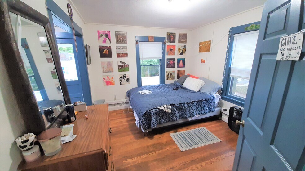 Building Photo - 416 Hudson St