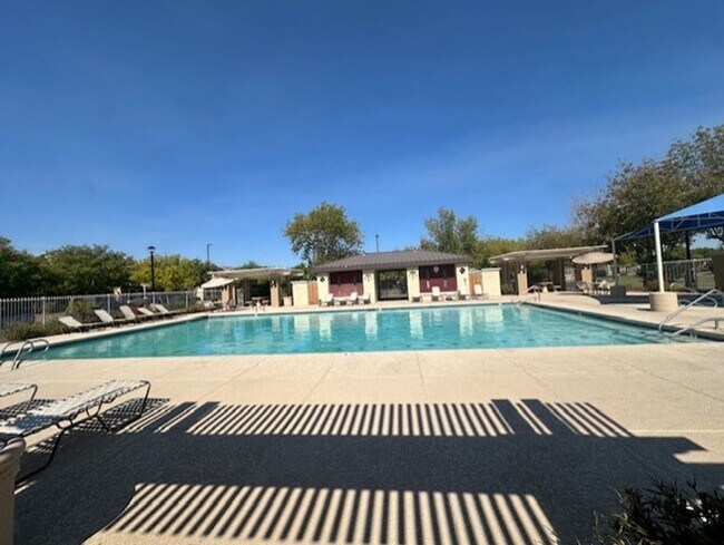 Building Photo - LYONS GATE COMMUNITY, 3PLUS DEN TWO STORY ...