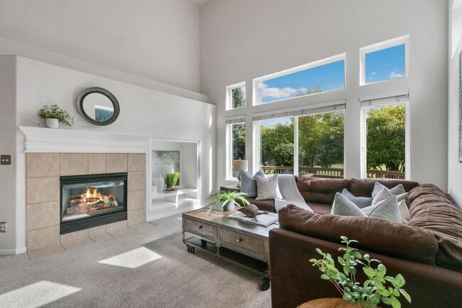 Building Photo - 8100 Lighthouse Ln