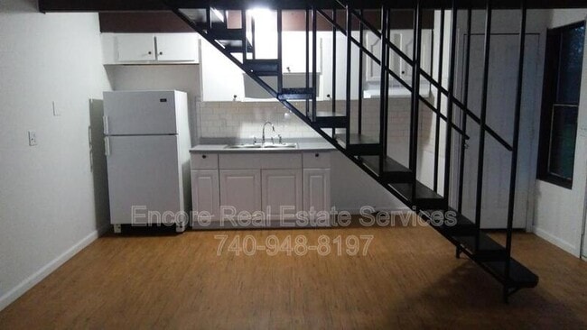 Building Photo - 1119 Hollander St