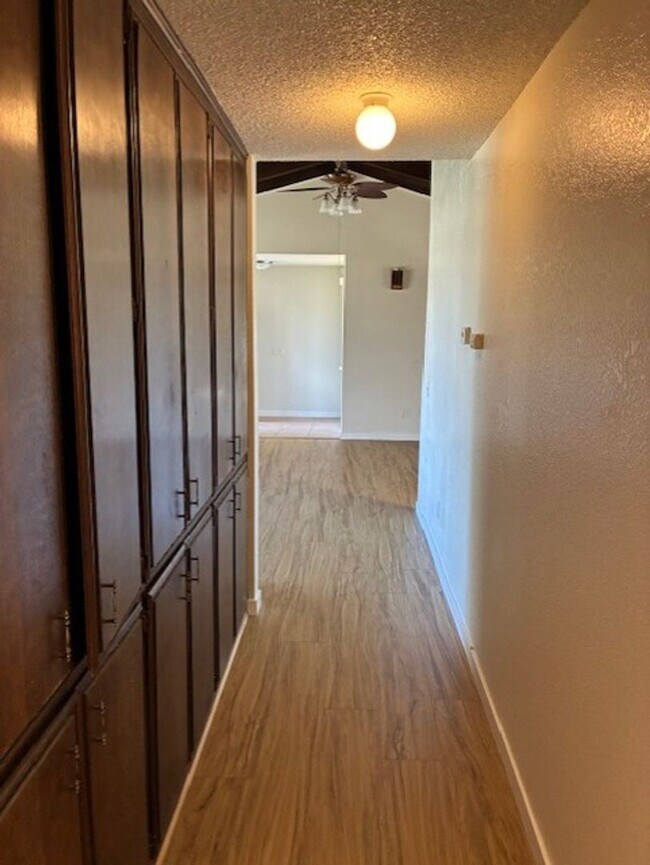 Building Photo - 21331 Rider St