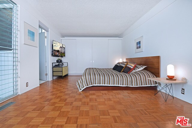 Building Photo - 3433 Shernoll Pl